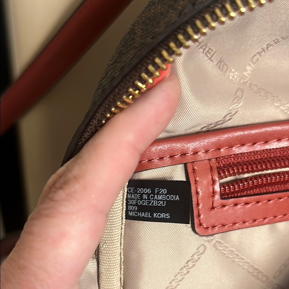 Michael Kors RARE Rhea Signature Backpack w/red snakeskin and MK logo - Picture 7 of 11